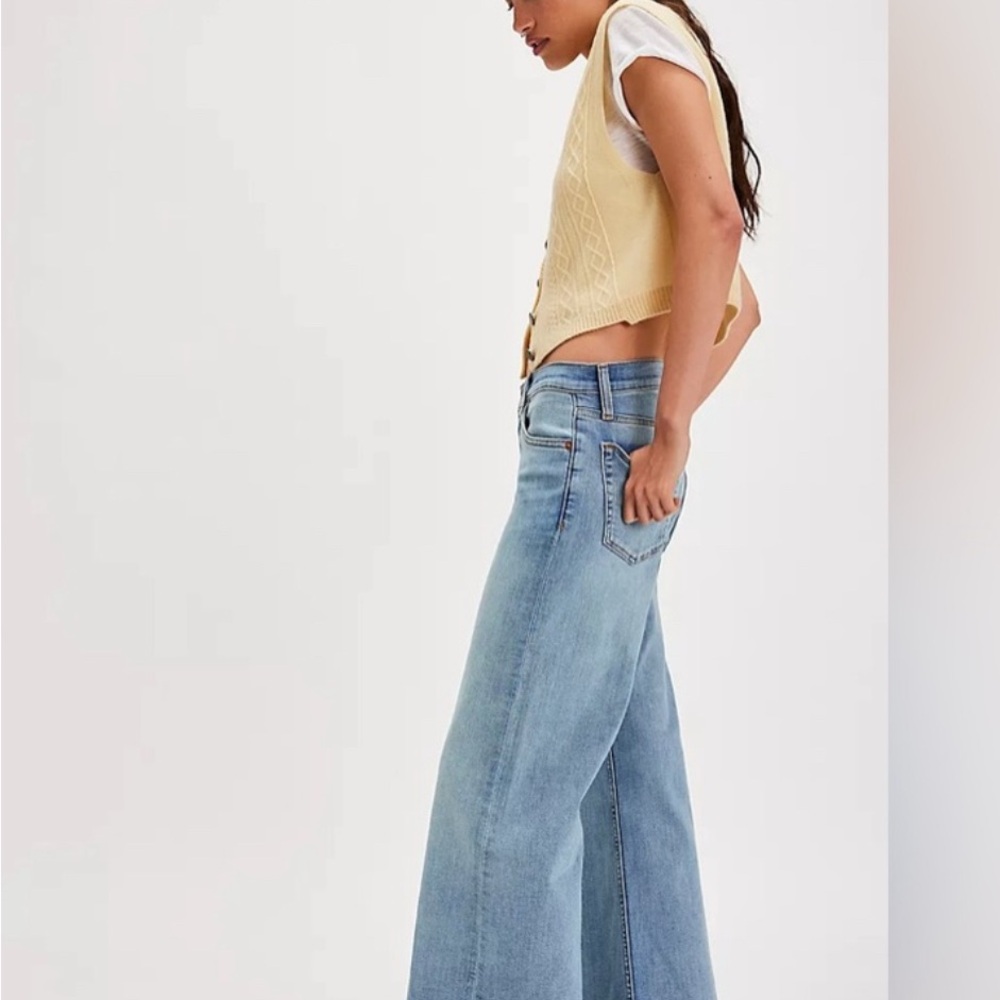 Re/Done Mid Rise Wide Leg size 30 - Picture 6 of 10